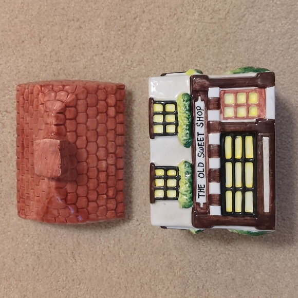 Rare Ceramic The Old Sweet Shop - Picture 2 of 6